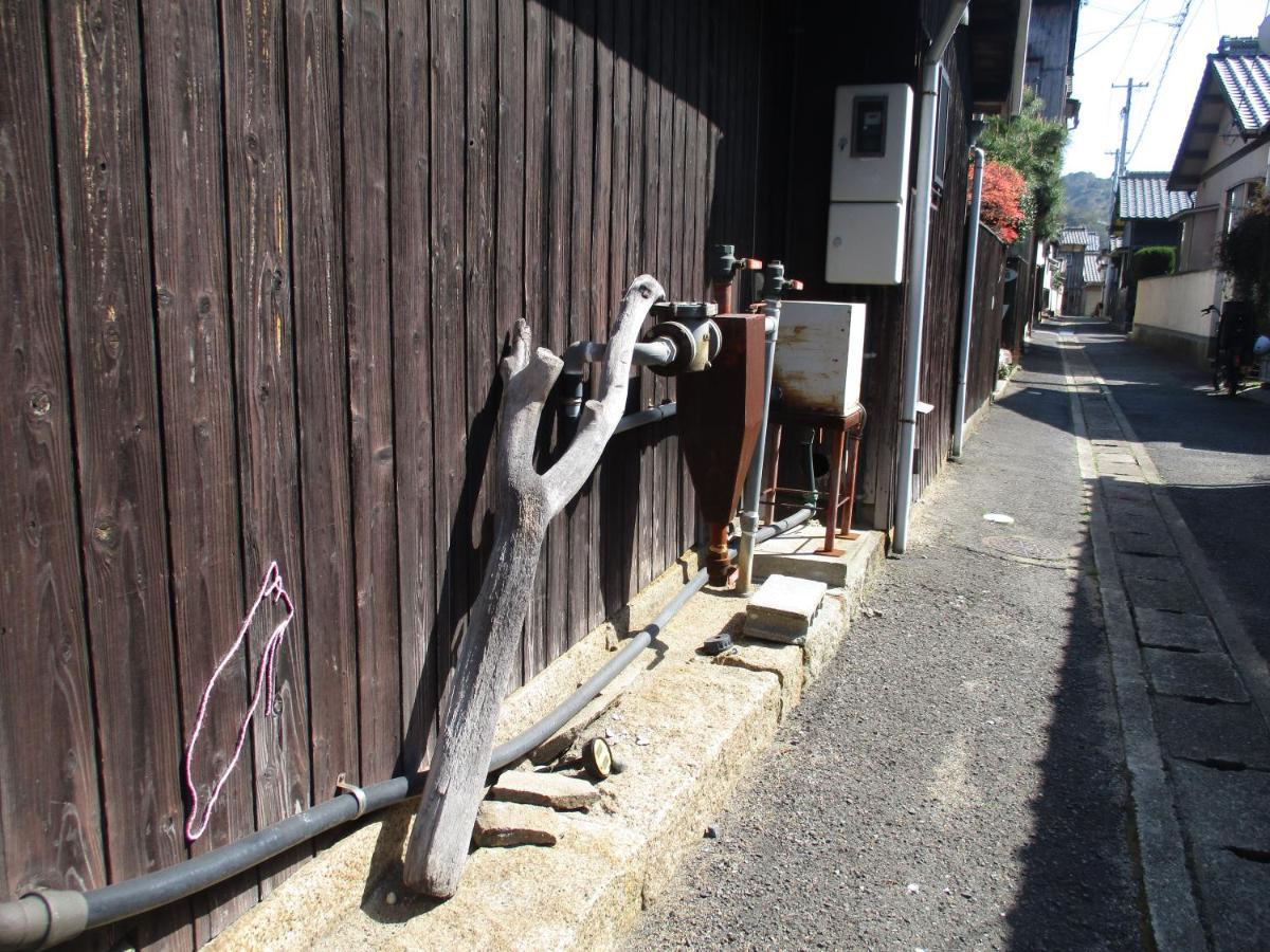 Oyajino Umi Bed & Breakfast Naoshima Dış mekan fotoğraf