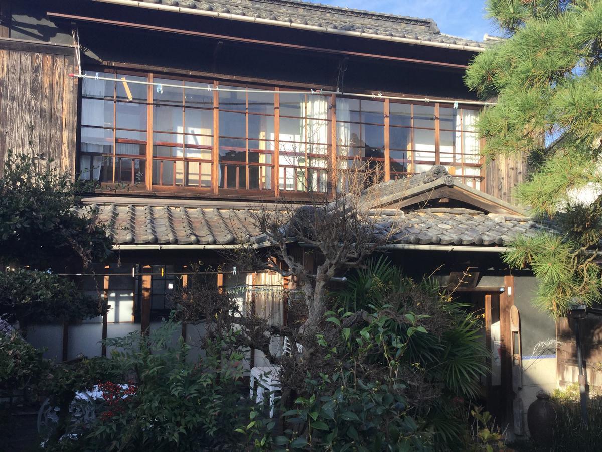 Oyajino Umi Bed & Breakfast Naoshima Dış mekan fotoğraf