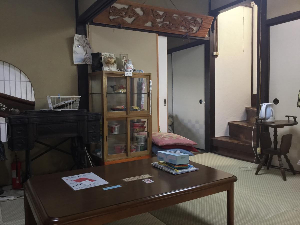 Oyajino Umi Bed & Breakfast Naoshima Dış mekan fotoğraf