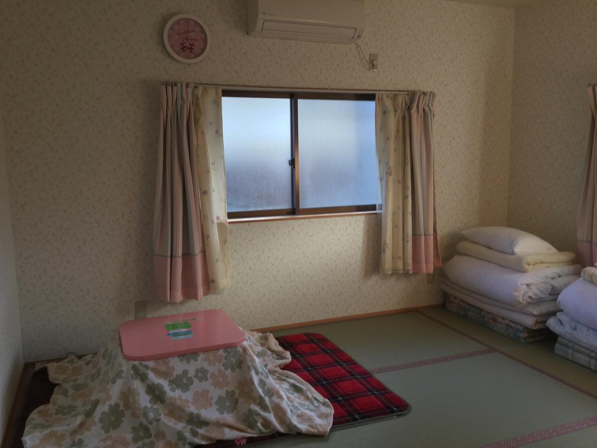 Oyajino Umi Bed & Breakfast Naoshima Dış mekan fotoğraf