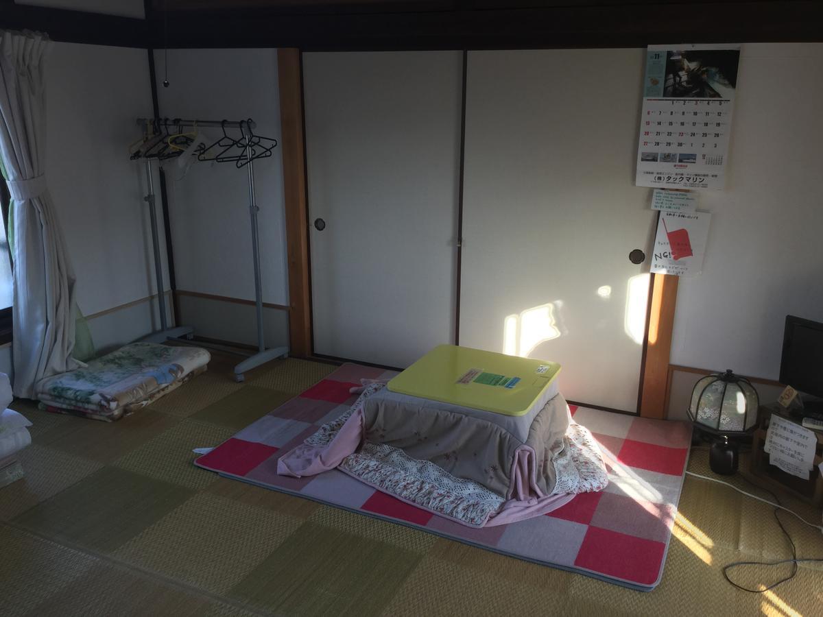 Oyajino Umi Bed & Breakfast Naoshima Dış mekan fotoğraf