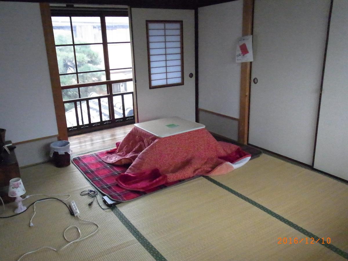 Oyajino Umi Bed & Breakfast Naoshima Dış mekan fotoğraf