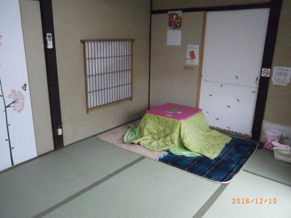 Oyajino Umi Bed & Breakfast Naoshima Dış mekan fotoğraf